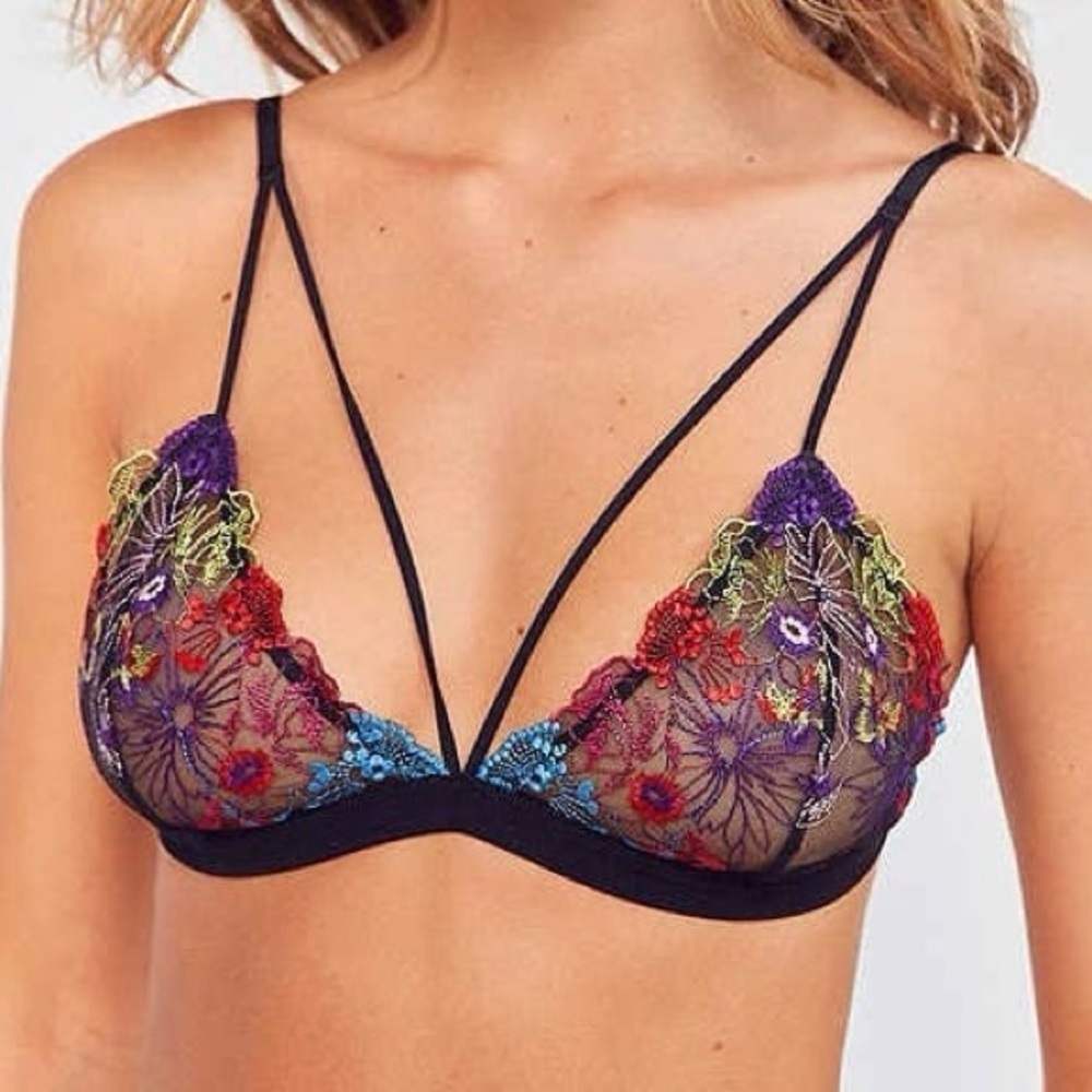 Urban Outfitters Out From Under Cameron Floral Triangle Bra